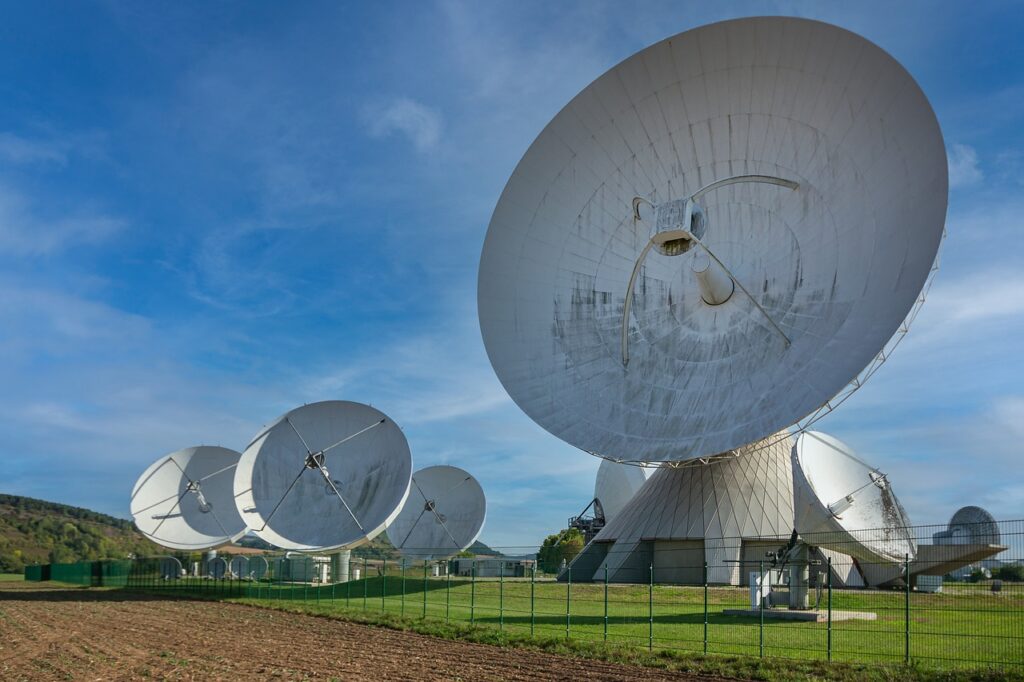 satellite dishes, parabolic antennas, antennas, television antenna, tv antenna, radio telescope, telecommunication, technology, reception, signals, radio telescope, telecommunication, telecommunication, telecommunication, telecommunication, telecommunication